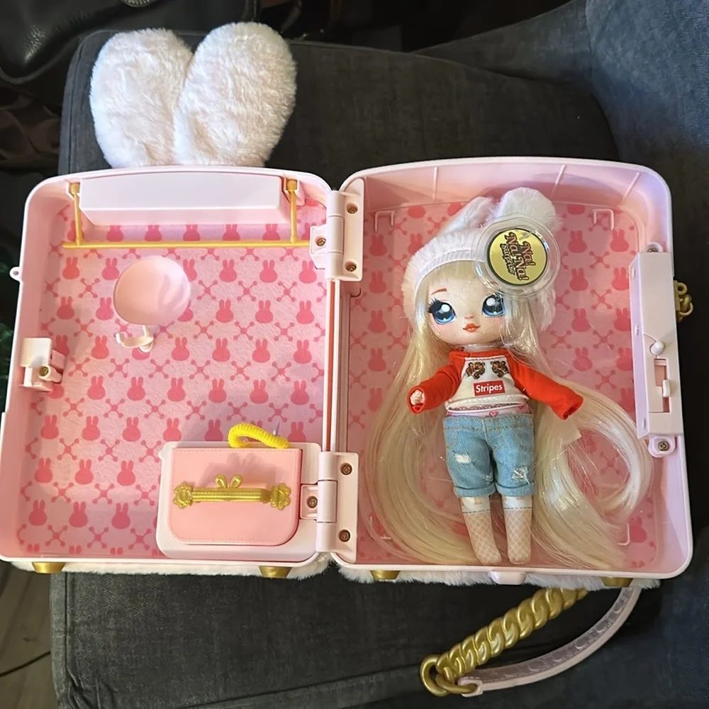 MGA Na! Na! Na Hard Carry Case Rabbit Bunny Storage Bookbag Backpack for Dolls